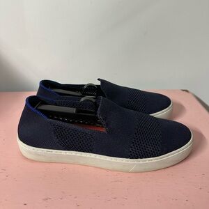 Rothy's The Original Slip On Sneaker Womens 8 Blue Casual Travel